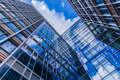 赛博坦怎么生活